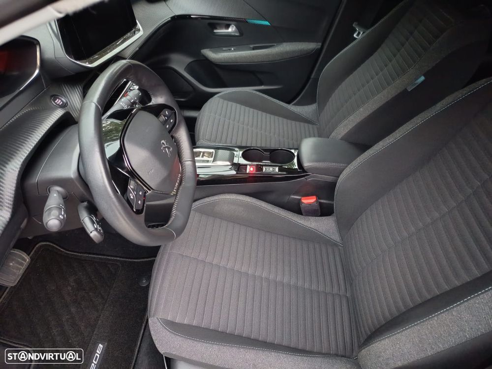 Peugeot e-208 50 kWh Style - 9