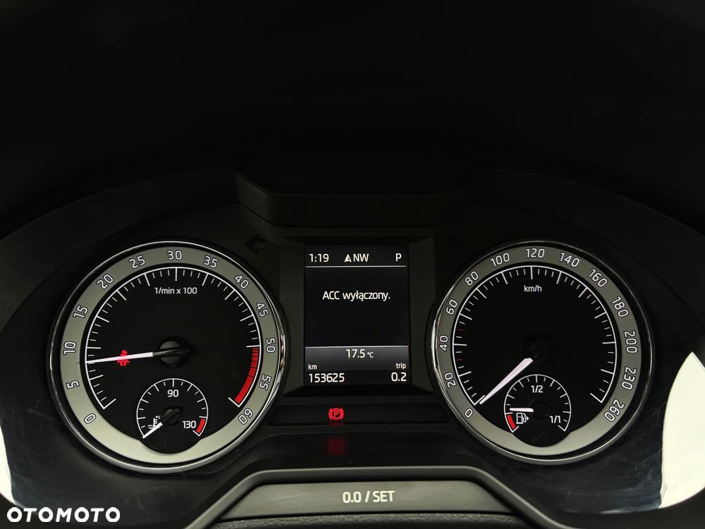 Skoda Octavia 2.0 TDI Elegance DSG - 21