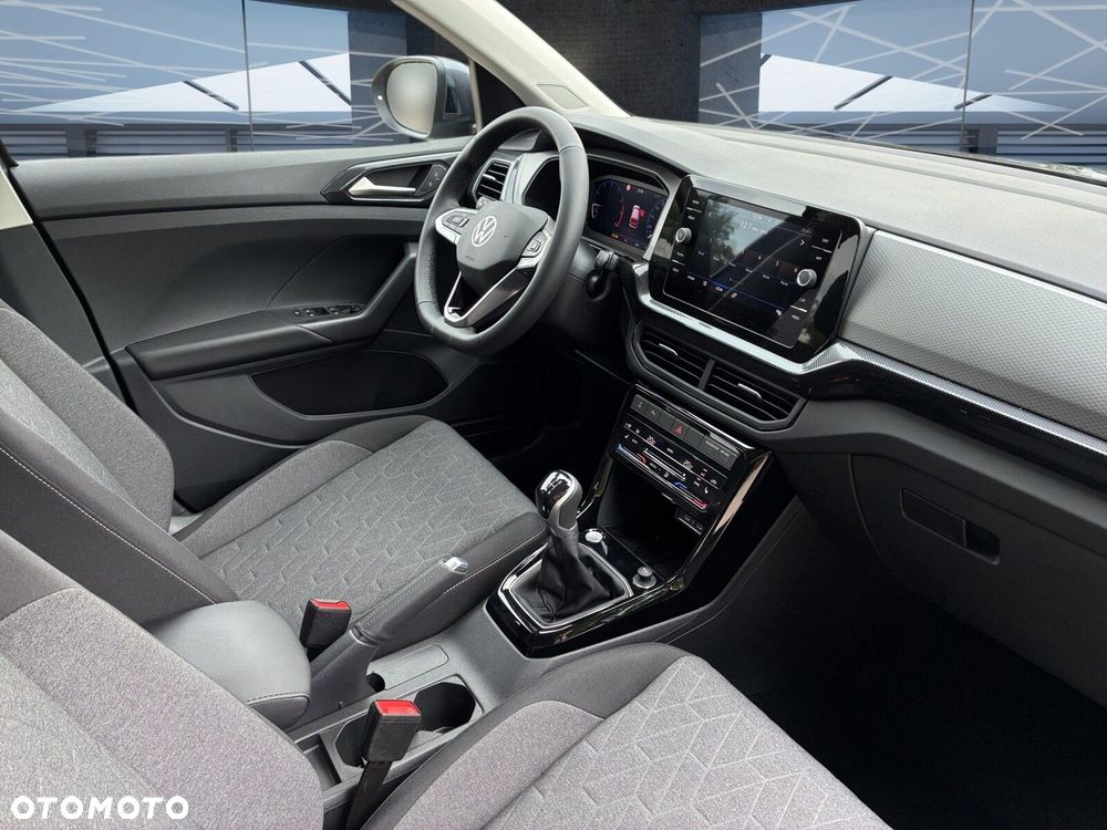 Volkswagen T-Cross - 25