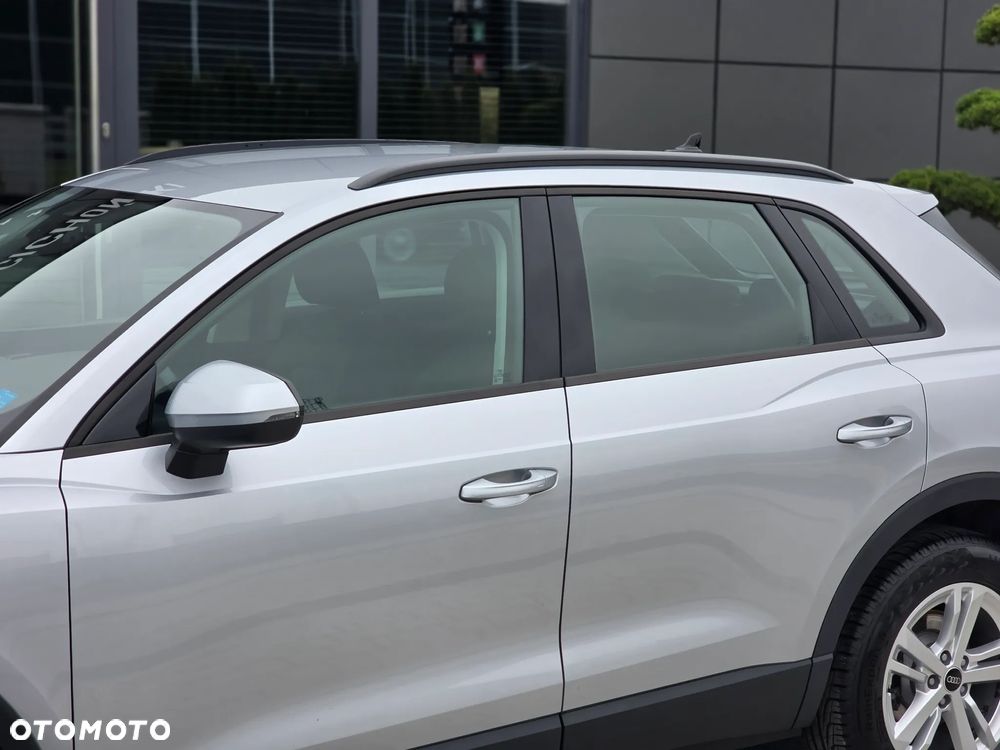 Audi Q3 35 TDI S tronic - 14