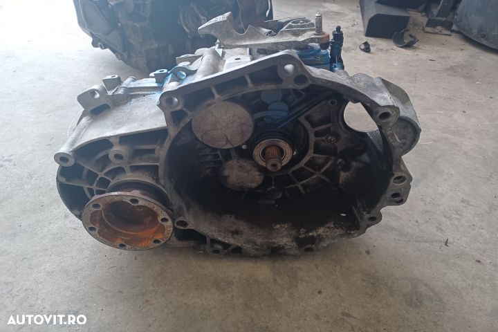 CUTIE VITEZE 2.0 BKD Volkswagen   seria - 3