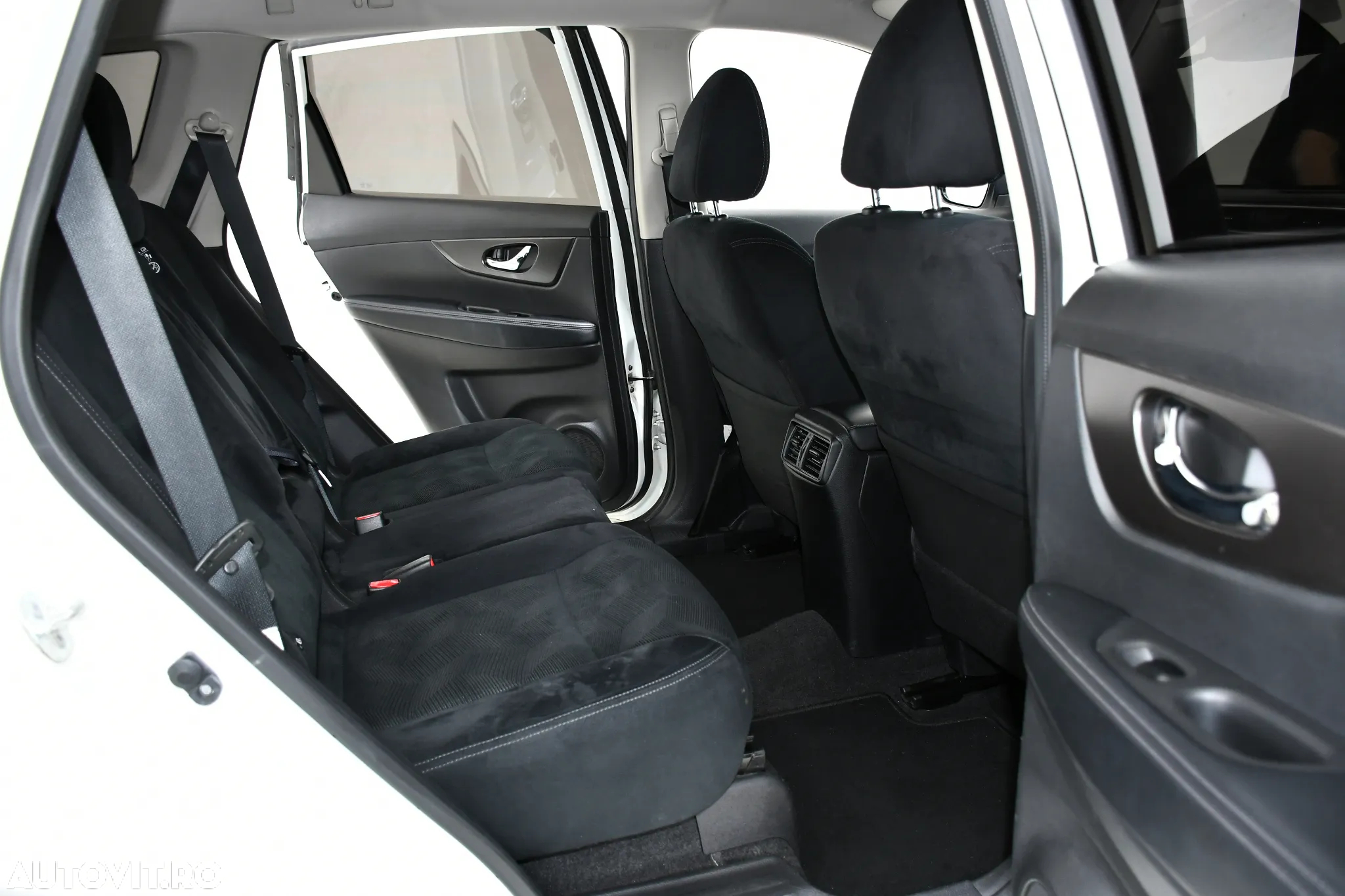 Nissan X-Trail 1.6 dCi Acenta - 14