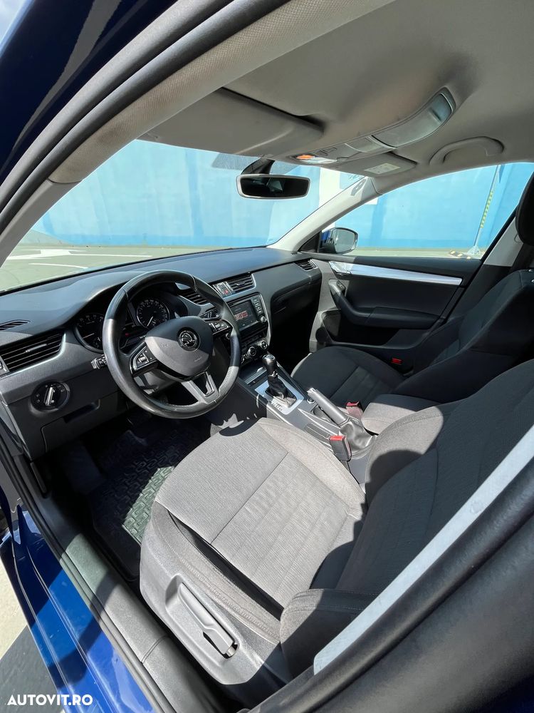 Skoda Octavia 1.6 TDI DSG Style - 8