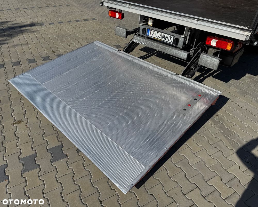 Iveco Daily 2023r Hi-Matic‼️70C18H‼️3.0 // Winda Dhollandia 1000KG // Plandeka 16 Palet 2x Firanka + Dach zsuwany ‼️Wysokość rampowa Full LED Tempomat Aktywny ACC Salon Polska  6.43mx2.45mx2.70m DMC7200KG Faktura Vat 23% - 17