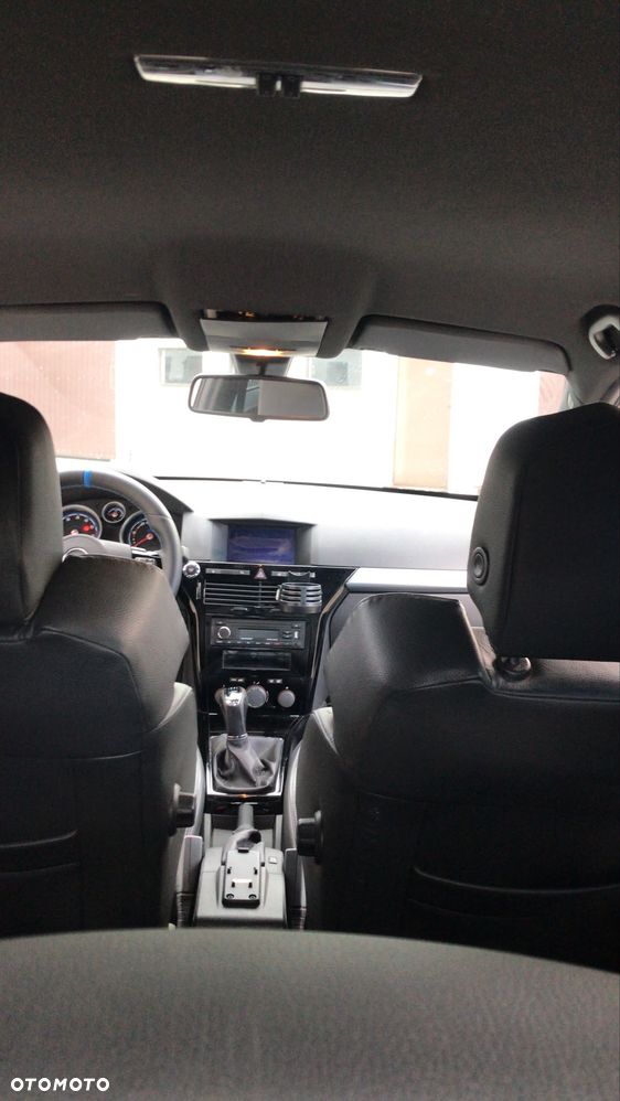 Opel Astra OPC - 9