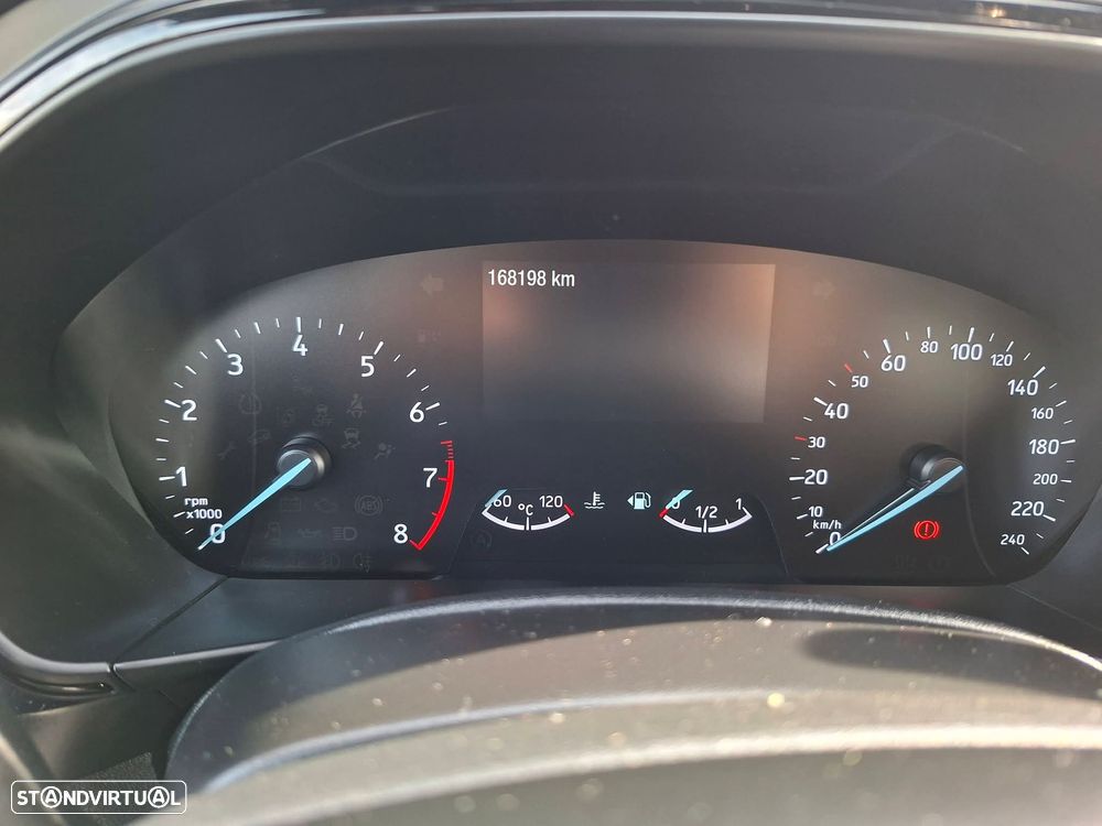 Ford Focus 1.0 EcoBoost S&S ST-LINE - 14