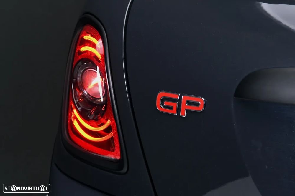 MINI 3 Portas John Cooper Works GP - 13