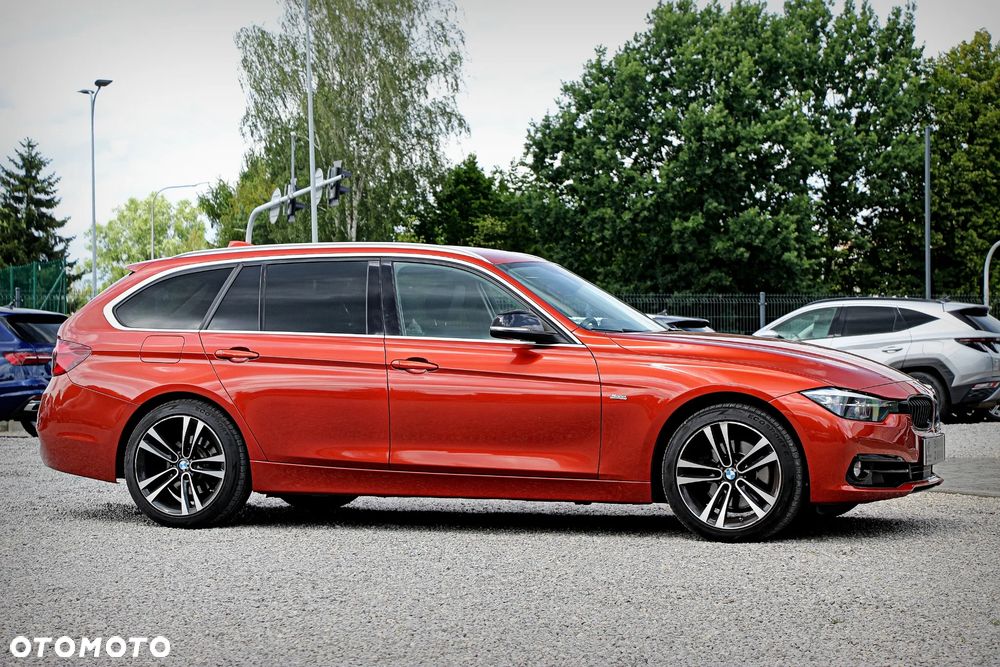 BMW Seria 3 330i xDrive Sport Line Sport - 3