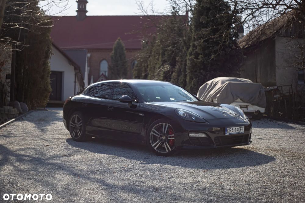 Porsche Panamera 4S PDK - 1