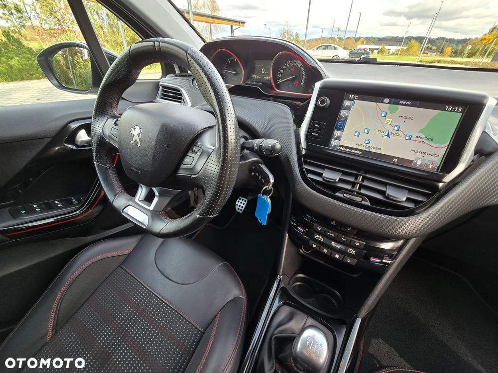 Peugeot 2008 BlueHDi FAP 120 STOP & START GT-Line Edition - 11