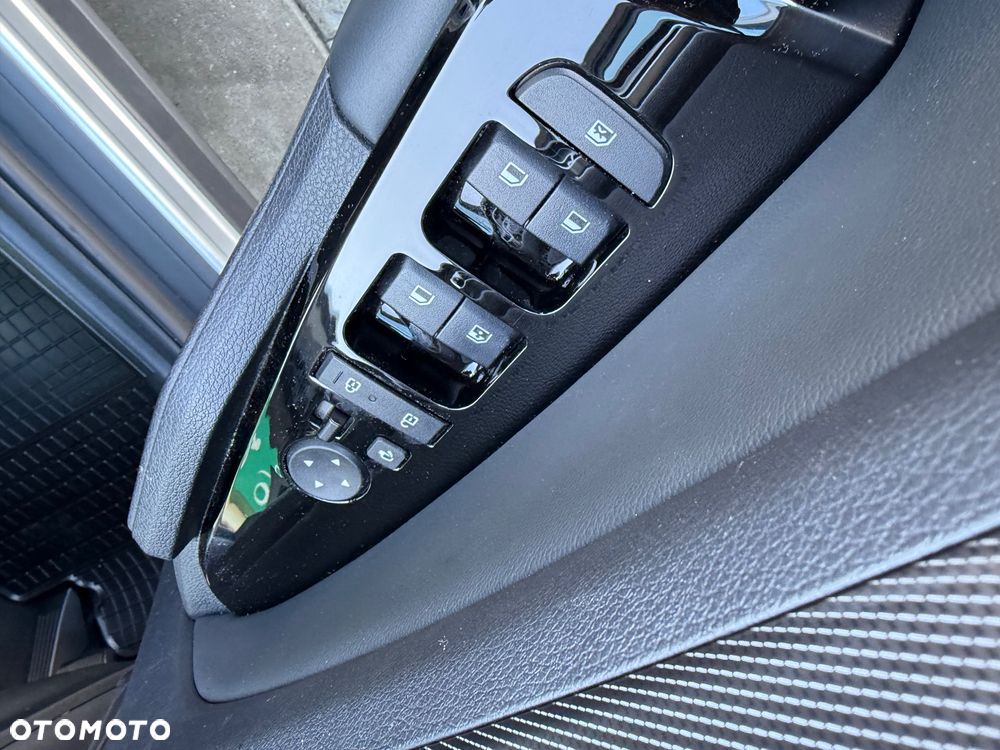 Kia Sportage 1.6 T-GDI MHEV Business Line 2WD DCT - 7