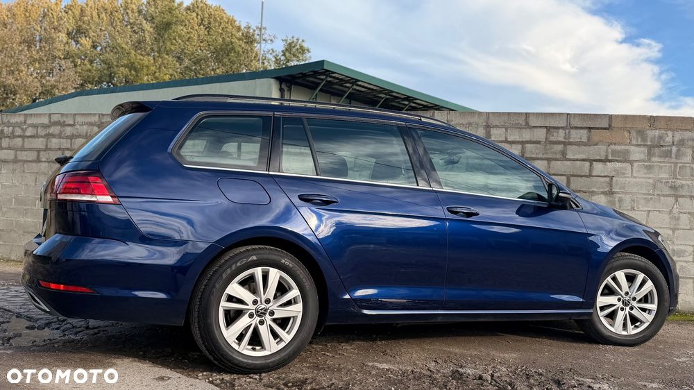 Volkswagen Golf - 15