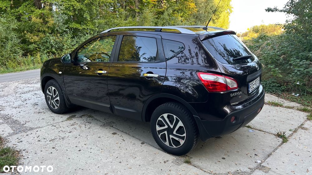 Nissan Qashqai - 14