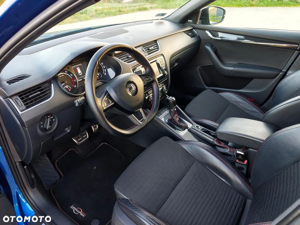 Skoda Octavia 2.0 TSI RS DSG - 19