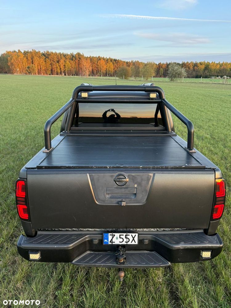 Nissan Navara 2.5 D LE - 14