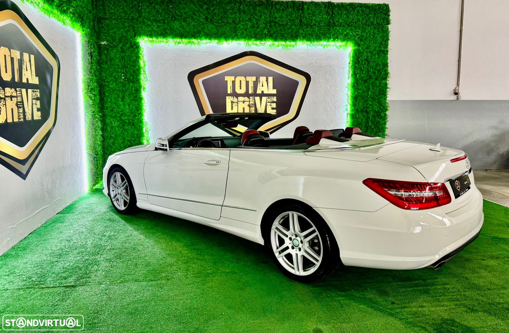 Mercedes-Benz E 350 CDi Avantgarde BlueEfficiency Auto - 2