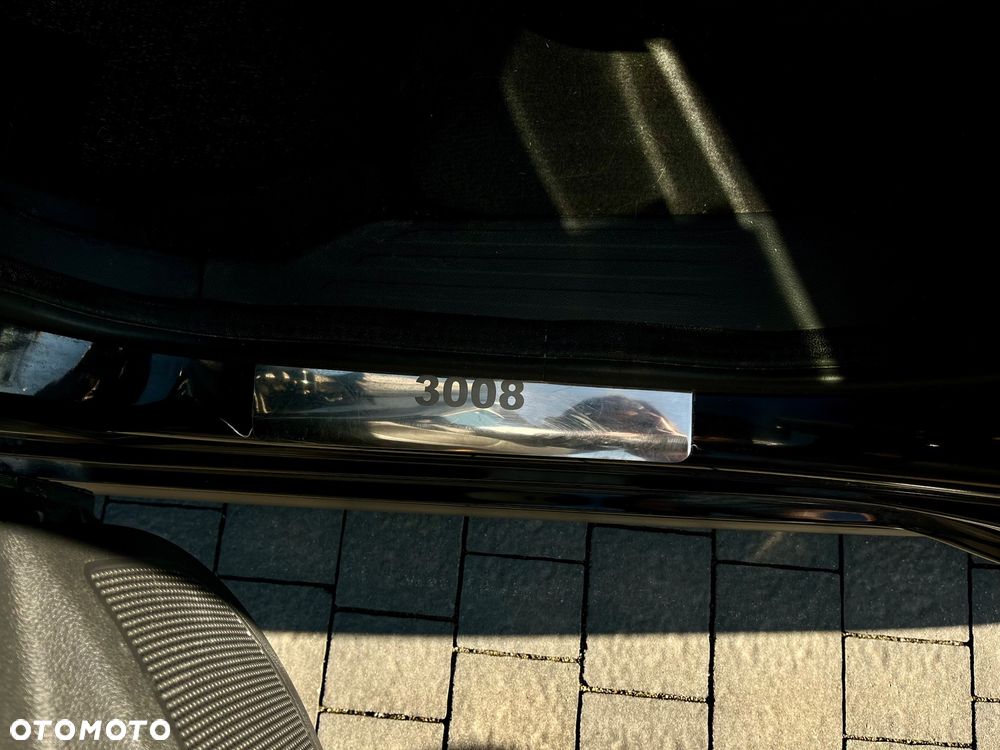 Peugeot 3008 1.6 Premium - 11