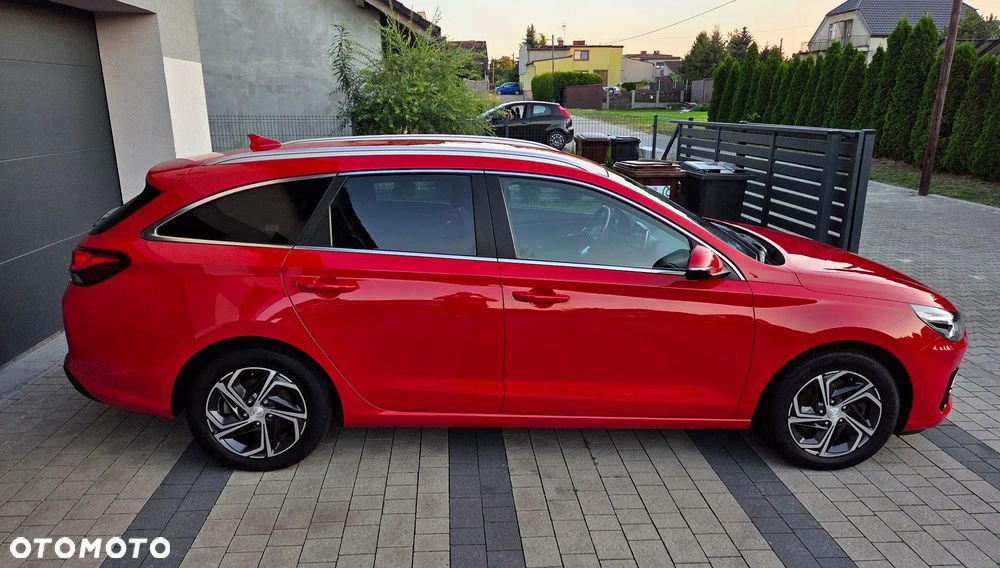 Hyundai i30 1.6 D Comfort DCT - 6