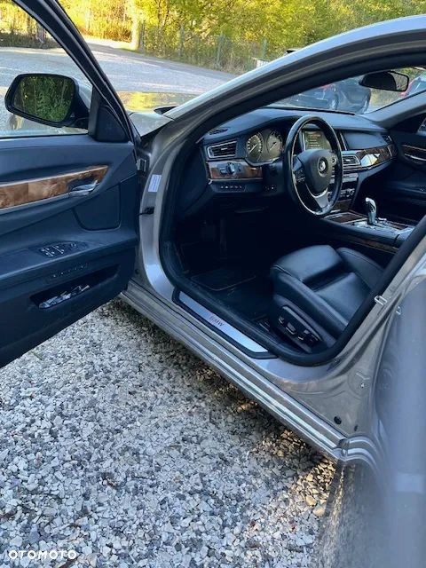 BMW Seria 7 740d xDrive - 12