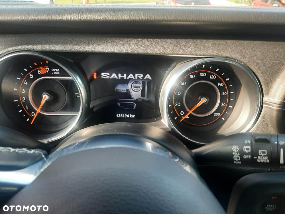 Jeep Wrangler Unlimited GME 2.0 Turbo Sahara - 10