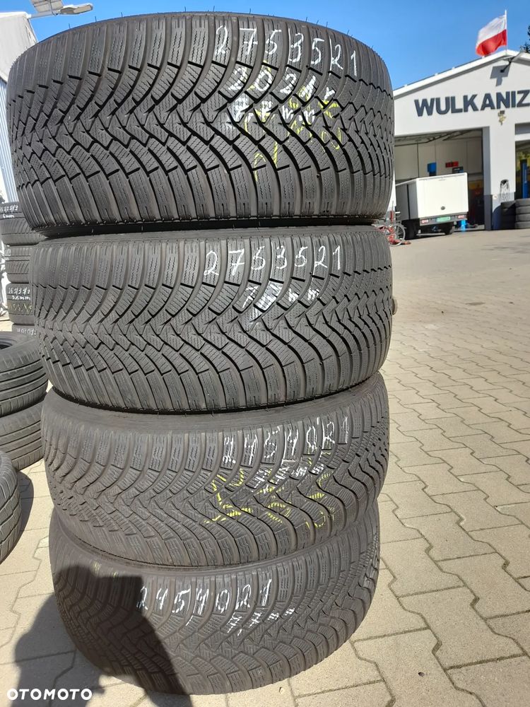 Opony zimowe Falken EuroWinter HS01 RunFlat 245/40 R21 | 275/35 R21 99V