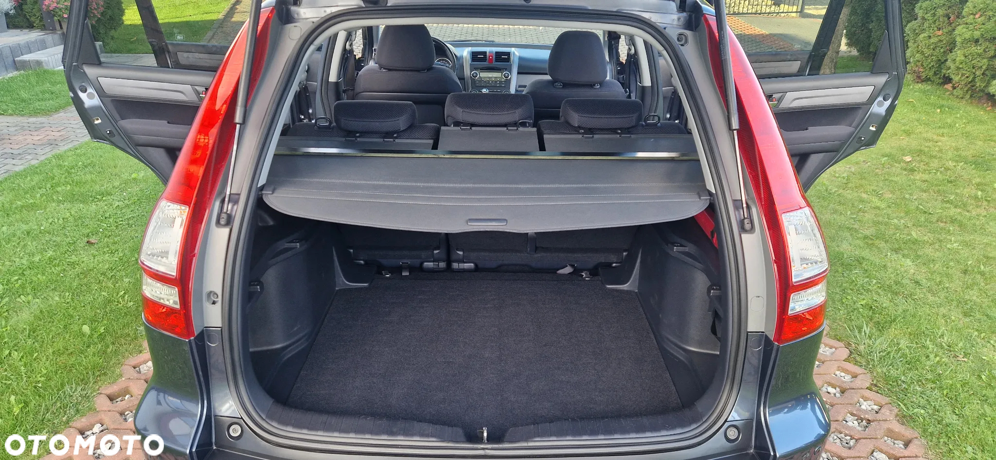 Honda CR-V 2.0i-VTEC Elegance 50 Jahre Edition - 24