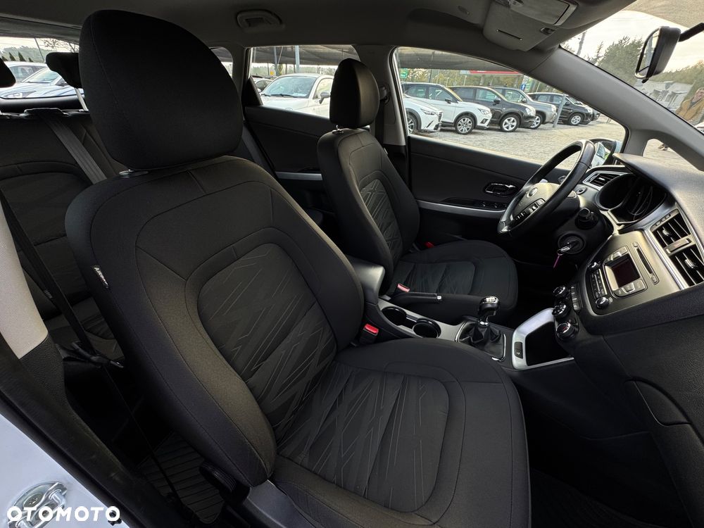 Kia Ceed 1.6 GDI Edition 7 - 26