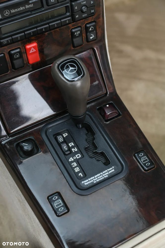 Mercedes-Benz SL 500 - 23