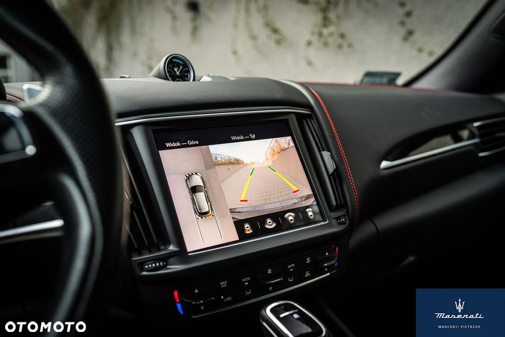 Maserati Levante - 15