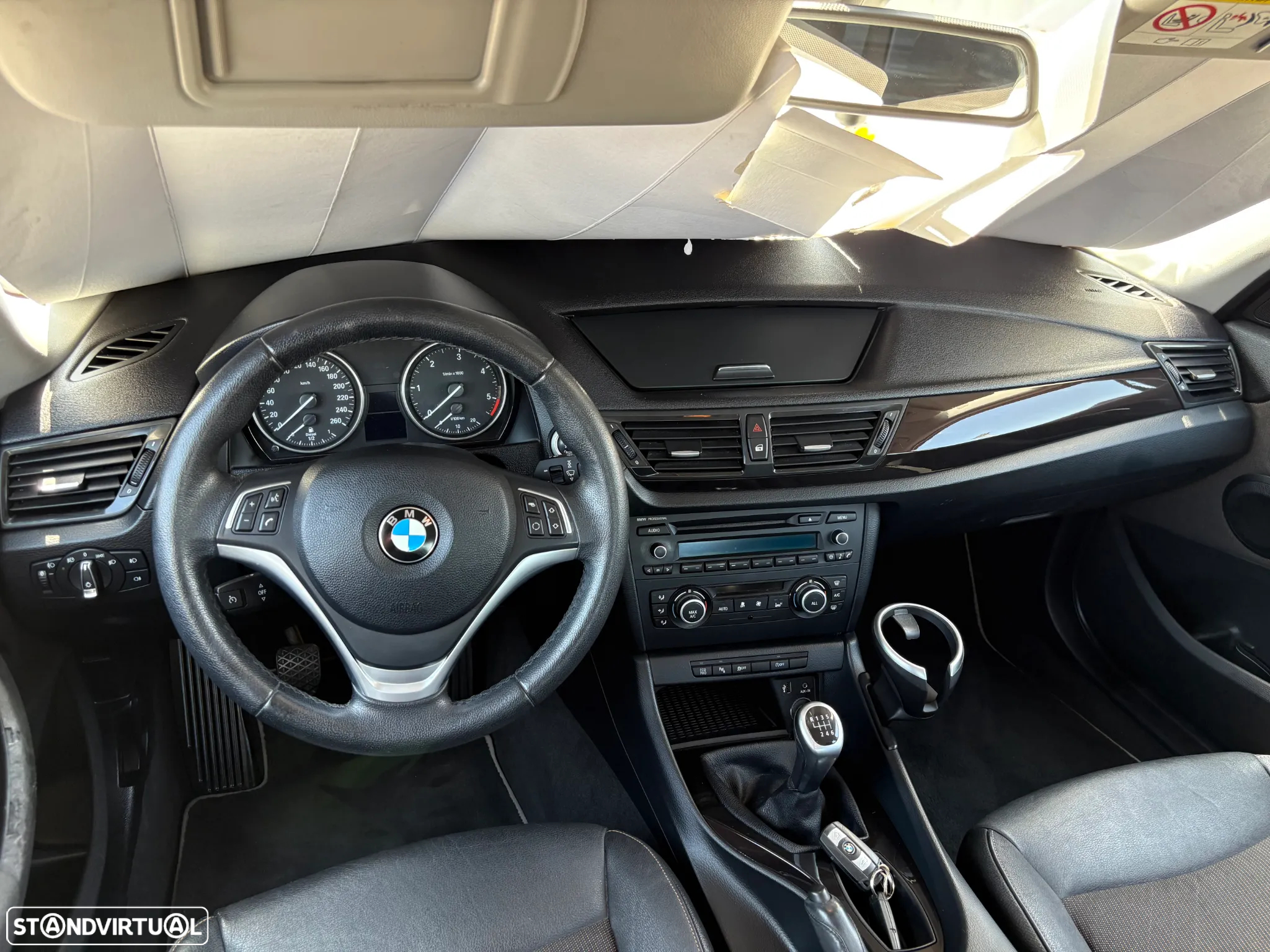 BMW X1 16 d sDrive xLine - 10