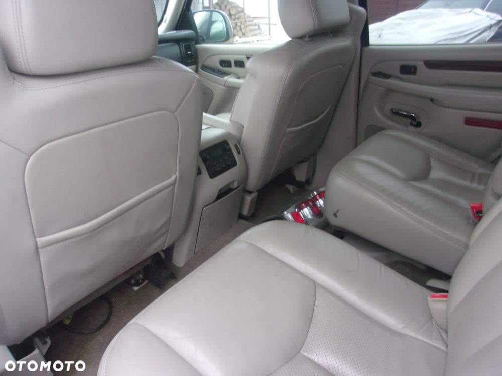 Cadillac Escalade 6.0 V8 AWD - 6