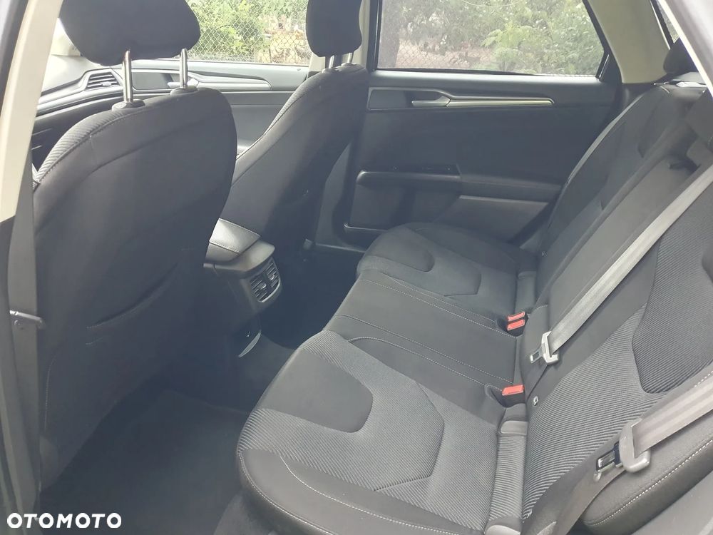 Ford Mondeo 2.0 TDCi Titanium - 11