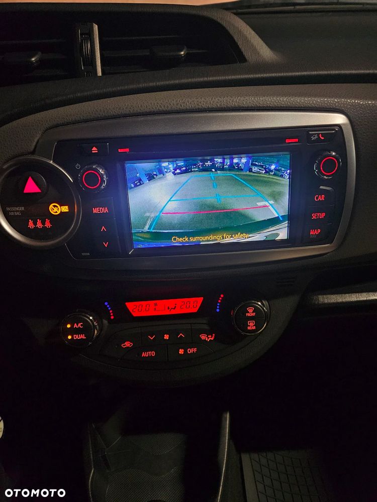Toyota Yaris 1.33 Luna - 2