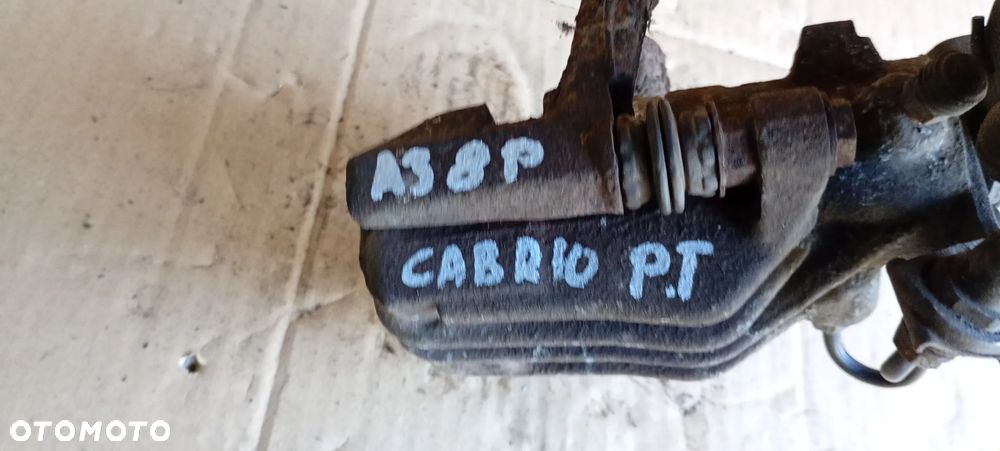 Zacisk hamulcowy prawy tył tylny Audi A3 8P - 7