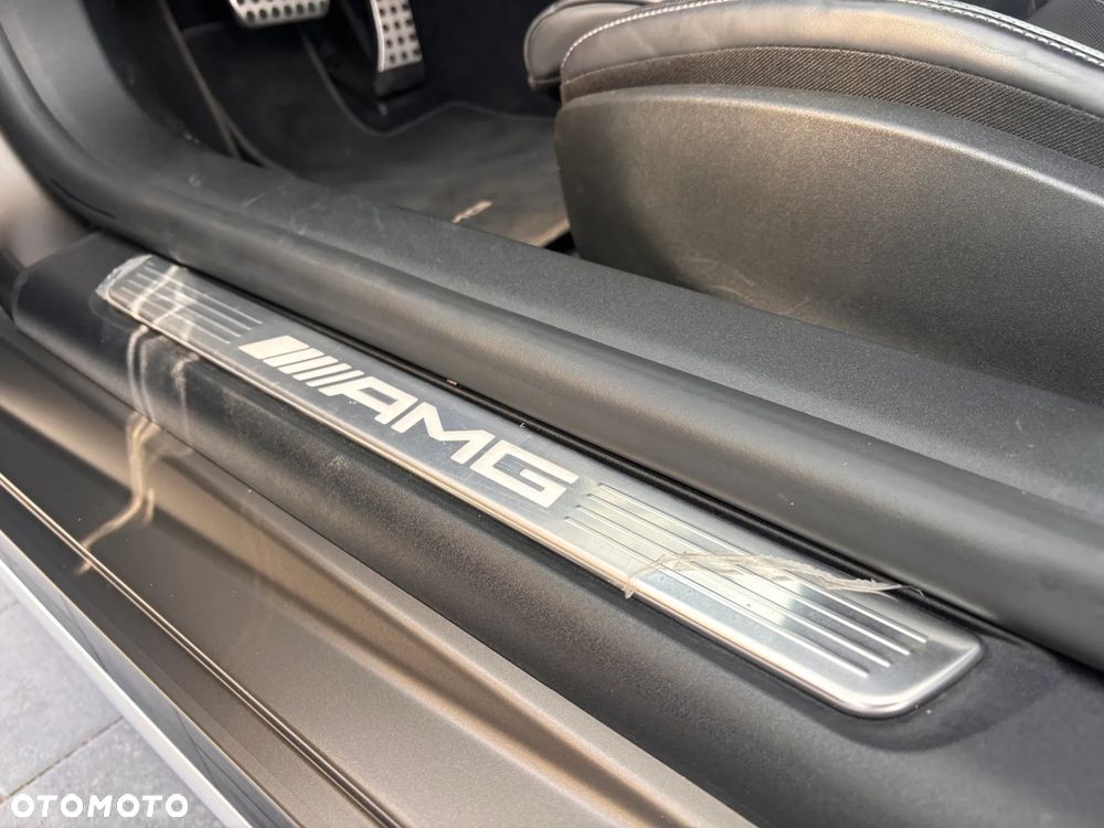 Mercedes-Benz SL 43 SPEEDSHIFT MCT 9G - 17