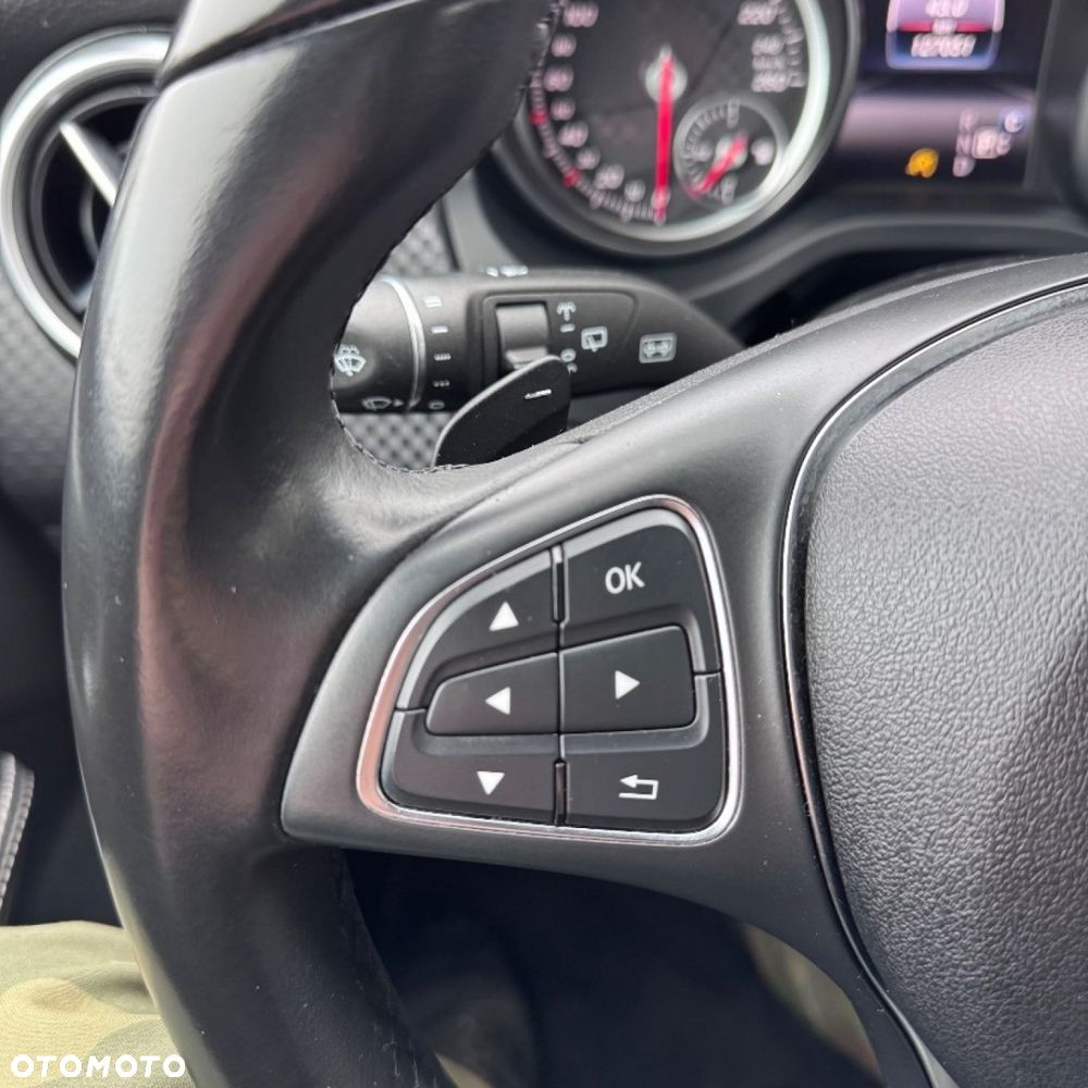 Mercedes-Benz Klasa A 180 CDI 7G-DCT AMG Line - 33