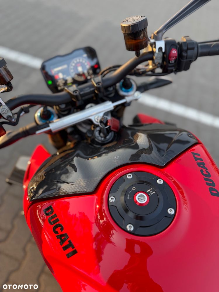 Ducati Streetfighter V4 - 8