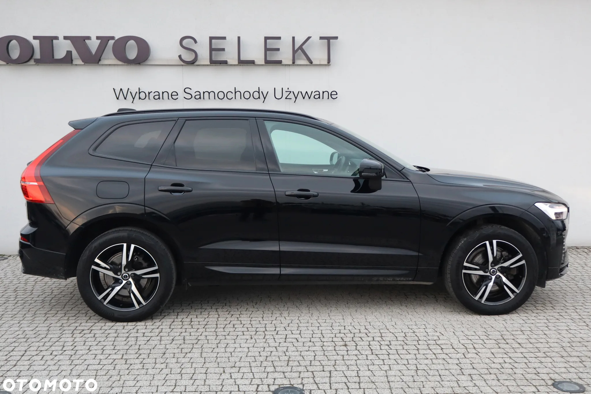 Volvo XC 60 T6 Plug-In Hybrid AWD Plus Dark - 7