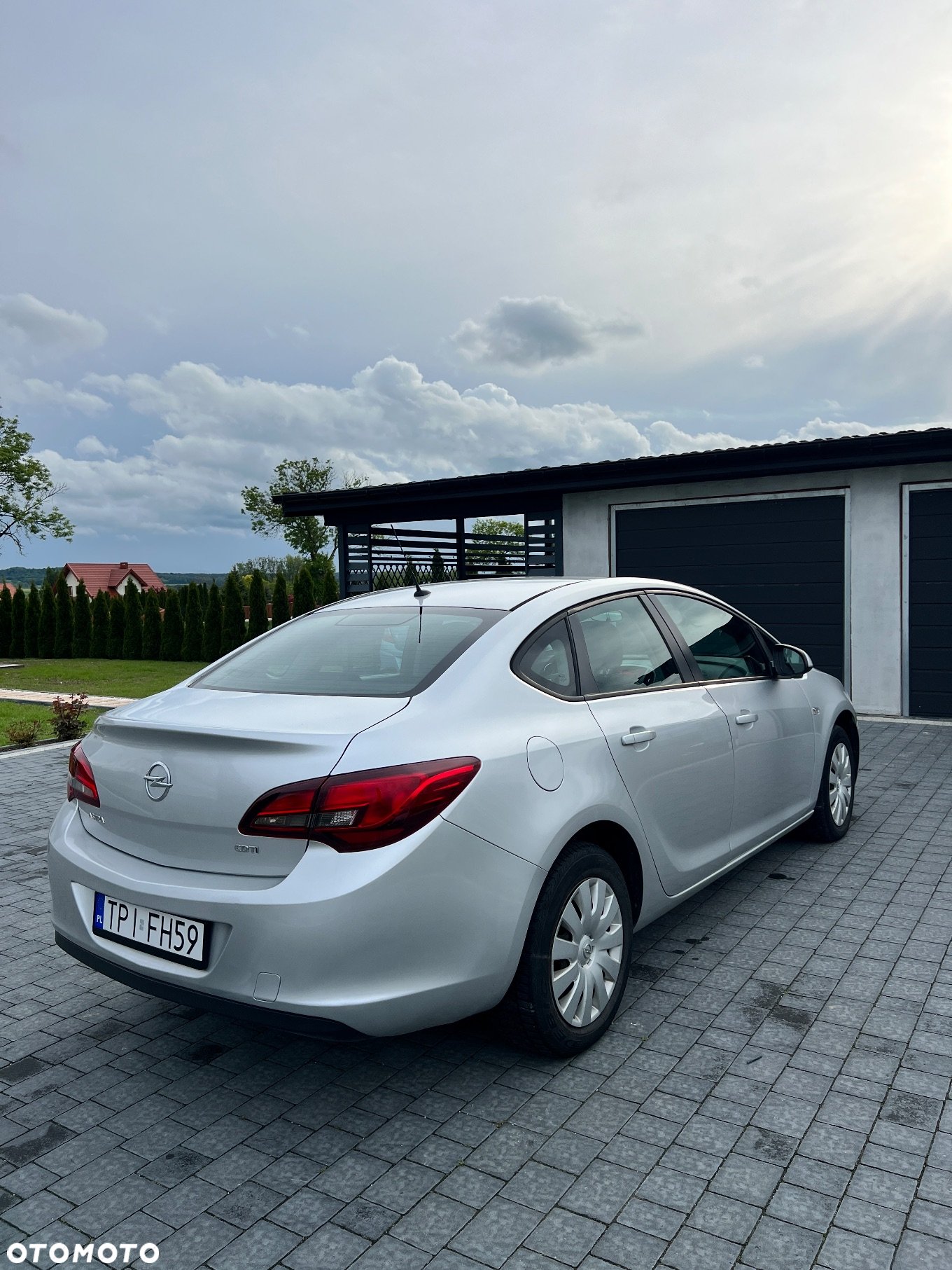 Opel Astra IV 1.6 CDTI Enjoy - 6