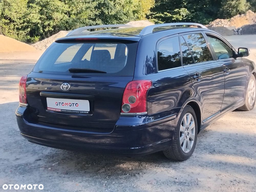 Toyota Avensis 2.0 VVT-i Combi Edition - 17