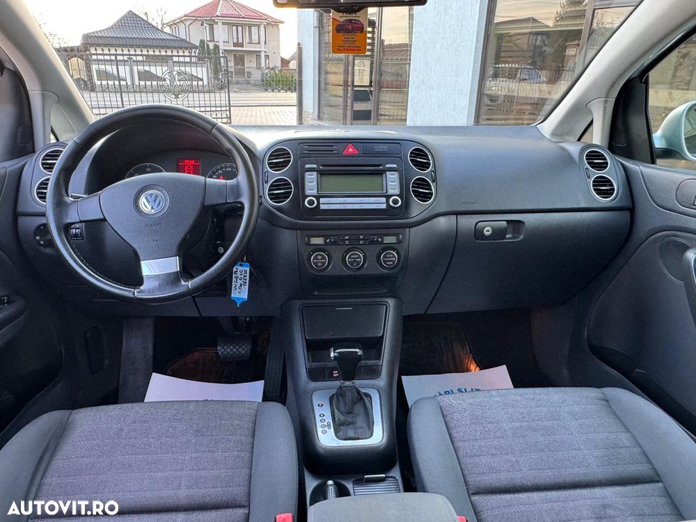 Volkswagen Golf Plus 1.9 TDI DSG Tour - 7