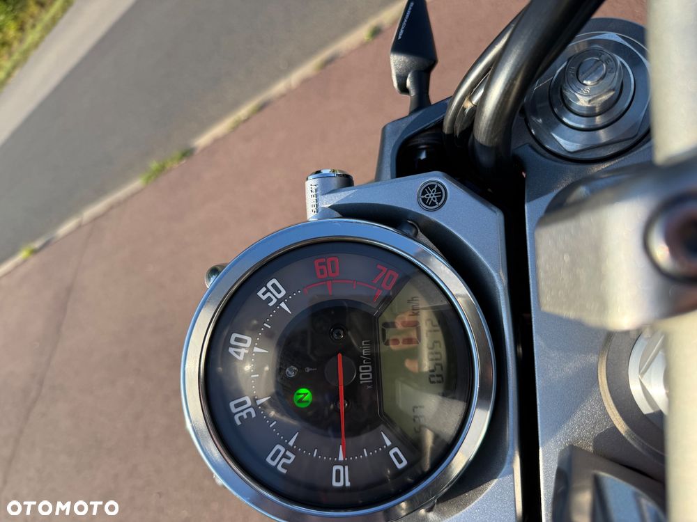 Yamaha MT - 2