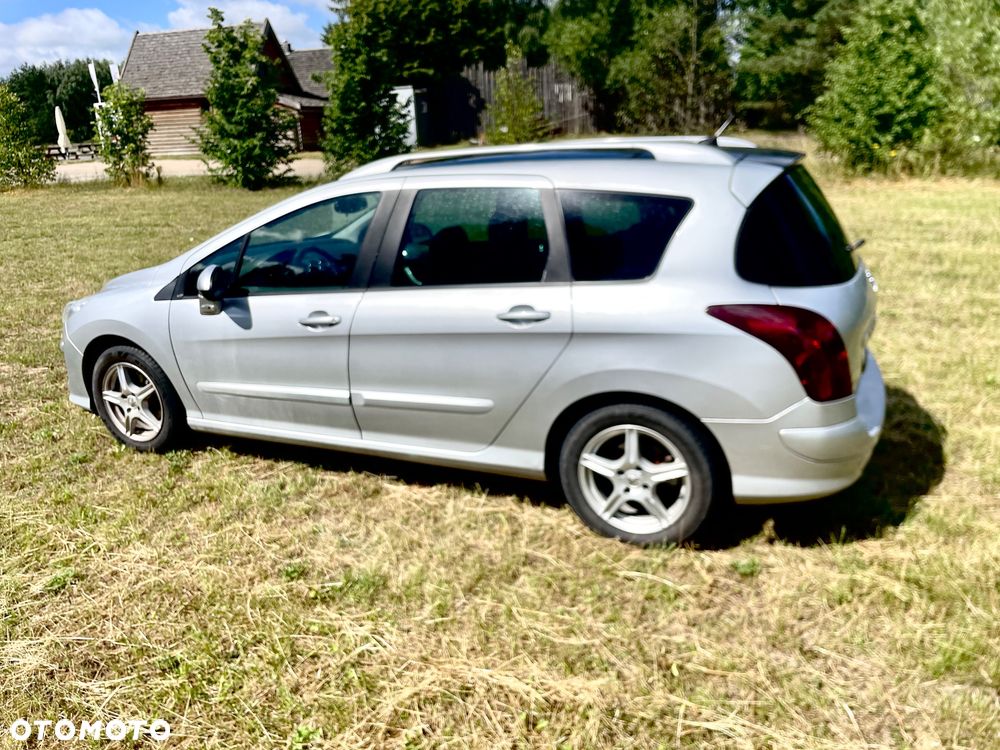 Peugeot 308 1.6 HDi Premium - 10
