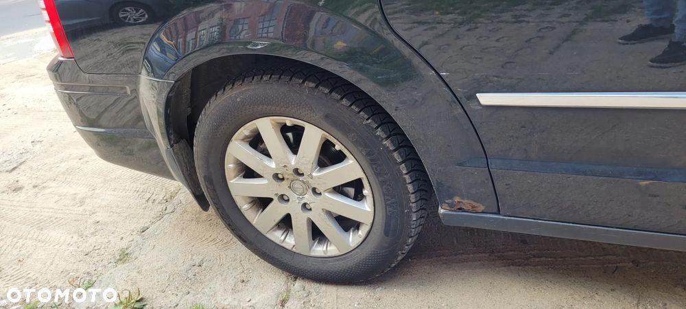 Chrysler Town & Country 3.8 Touring - 5