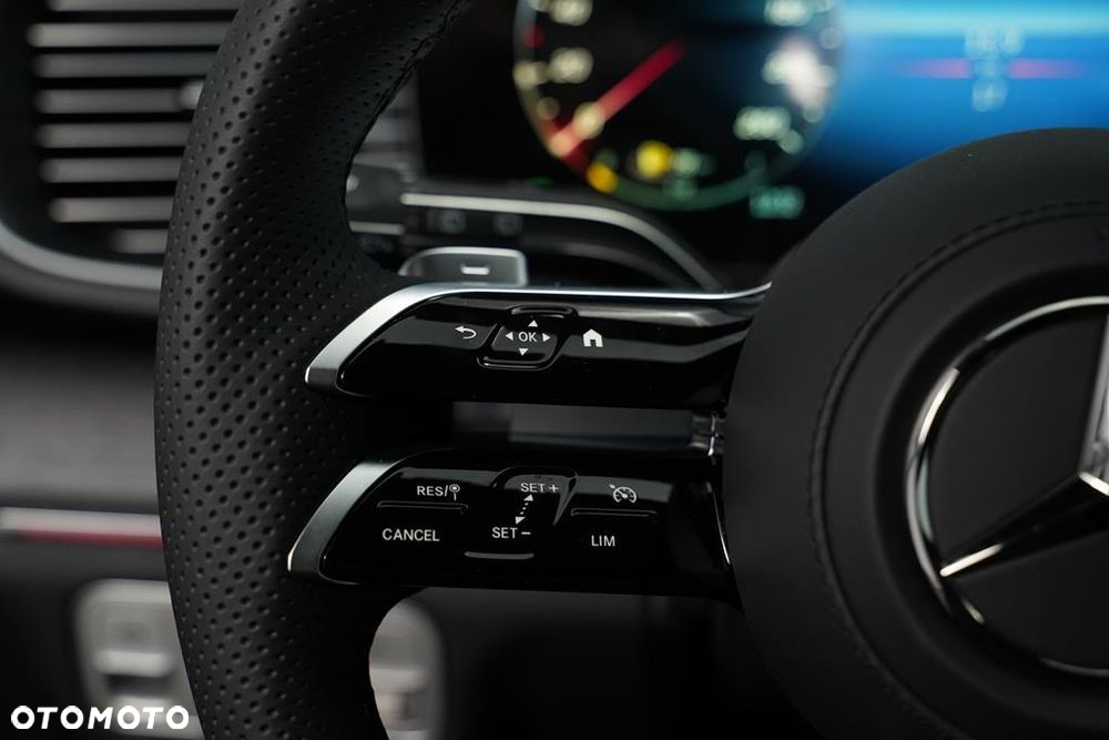 Mercedes-Benz GLE 300 d mHEV 4-Matic AMG Line - 16