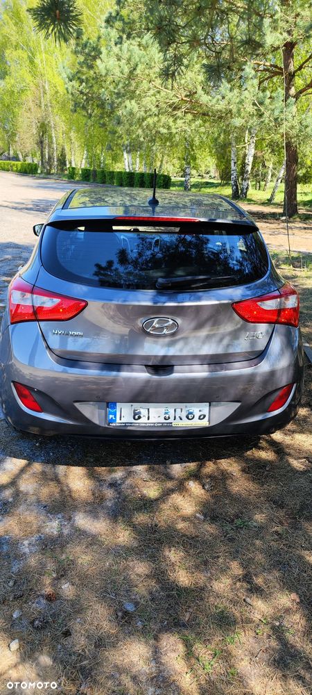 Hyundai i30 1.6 CRDi Style - 11