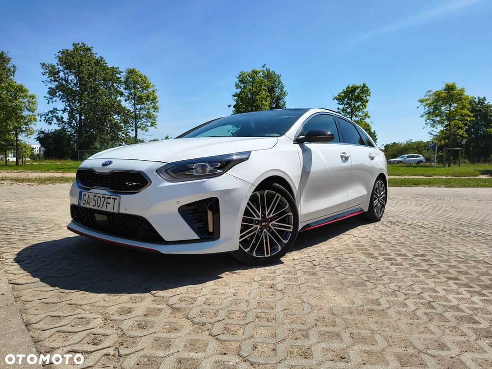 Kia ProCeed - 1