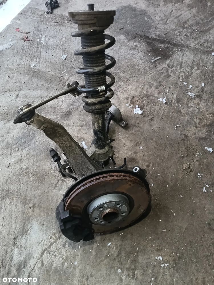 Volvo S90 II V90 II Zwrotnica Wahacz Amortyzator Lewy 31682225 - 8