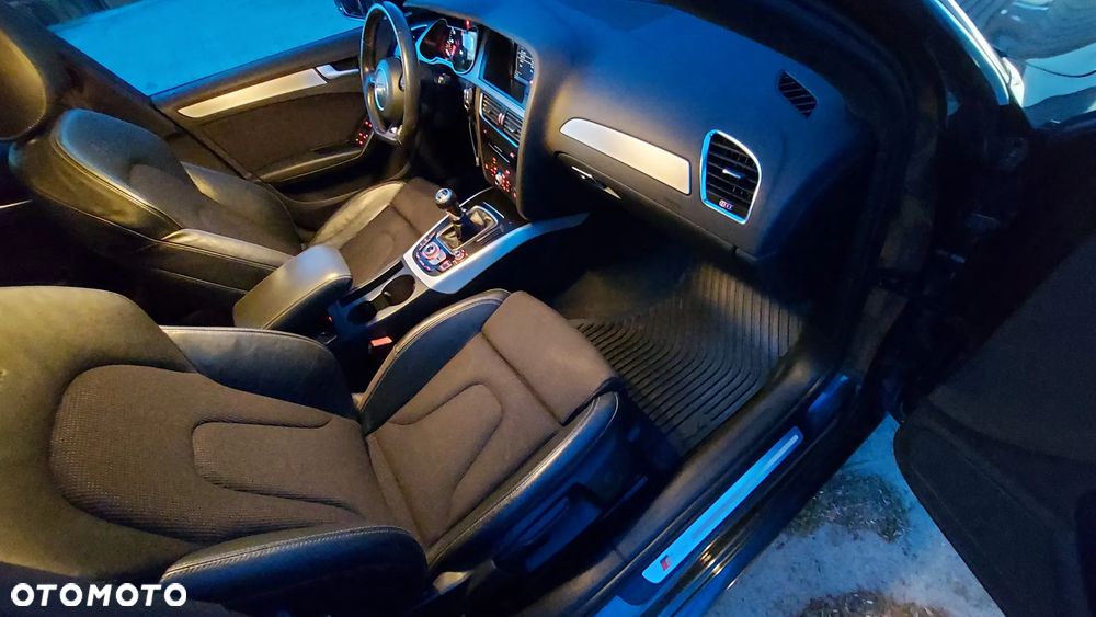 Audi A4 Avant 2.0 TDI - 29