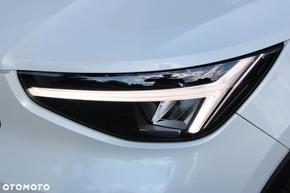 Volvo XC 40 - 26